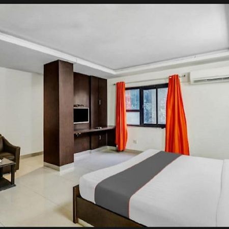 Aerocity Hotel Jindal Palace Delhi- A Well Hygiene Property"All Staff Vaccinated " Új-Delhi Kültér fotó
