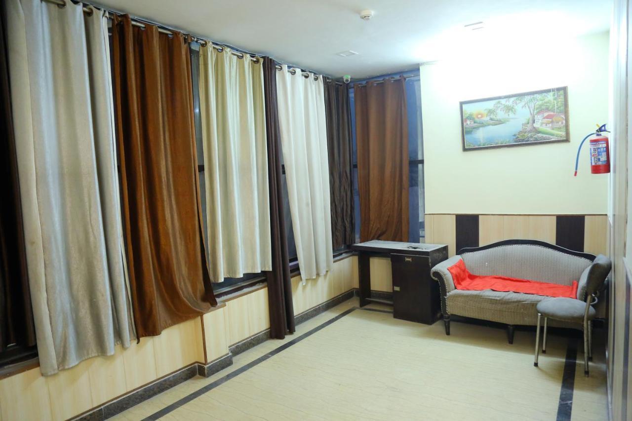 Aerocity Hotel Jindal Palace Delhi- A Well Hygiene Property"All Staff Vaccinated " Új-Delhi Kültér fotó